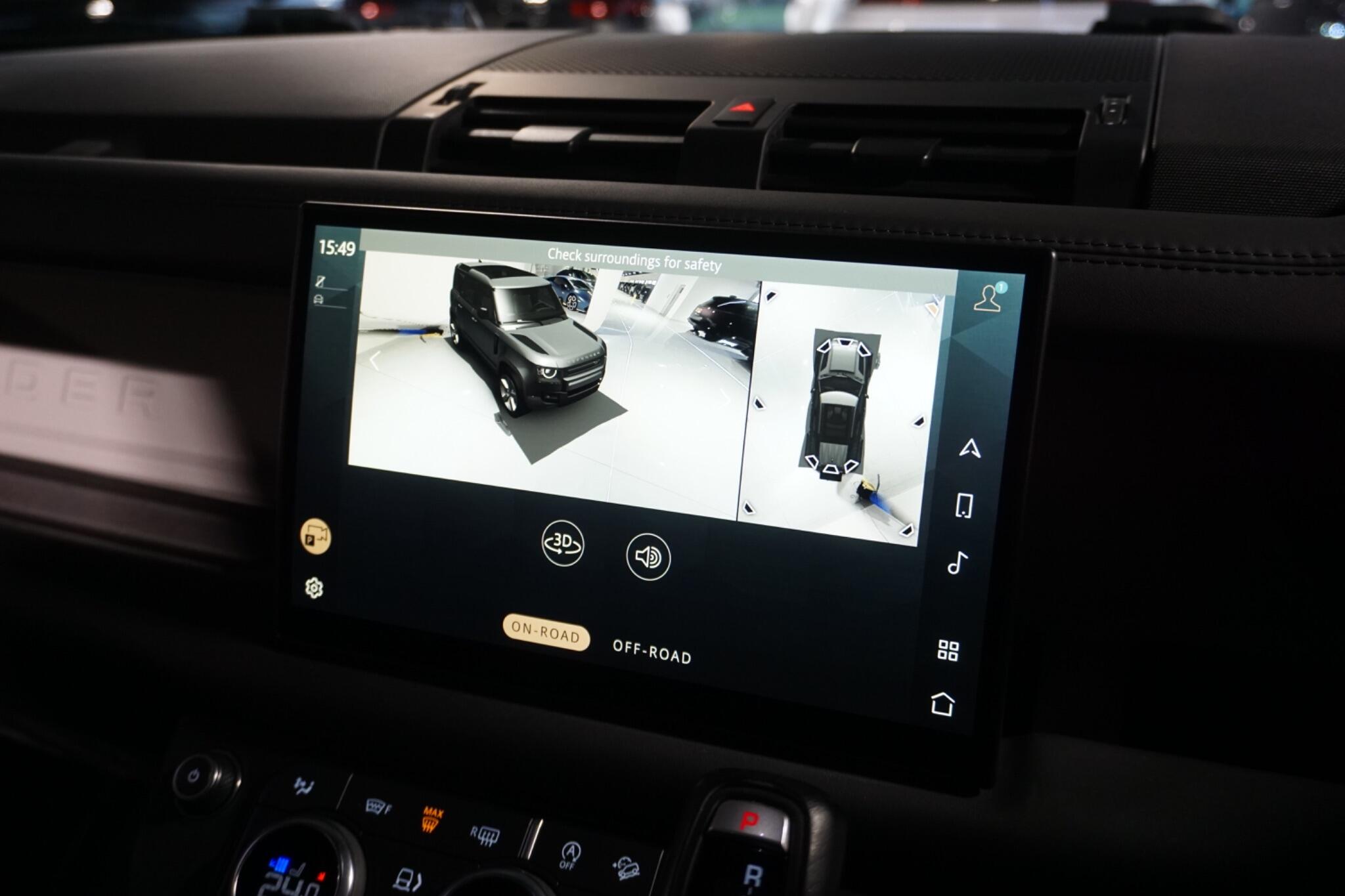 Land Rover Defender 110 3.0 D300 MHEV X-Dynamic HSE SUV 5dr Diesel Auto 4WD Euro 6 (s/s) (300 ps)